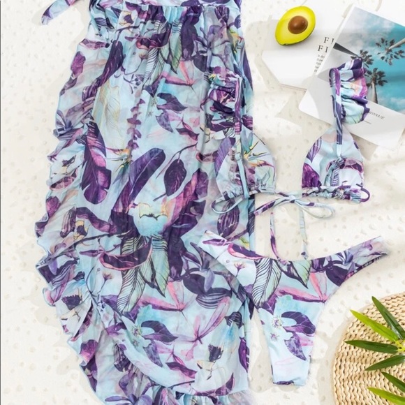 NWT! 3 Piece Set - Gorgeous Blue, Purple Tropical Boho Print Bikini Bathing Suit - Picture 3 of 4